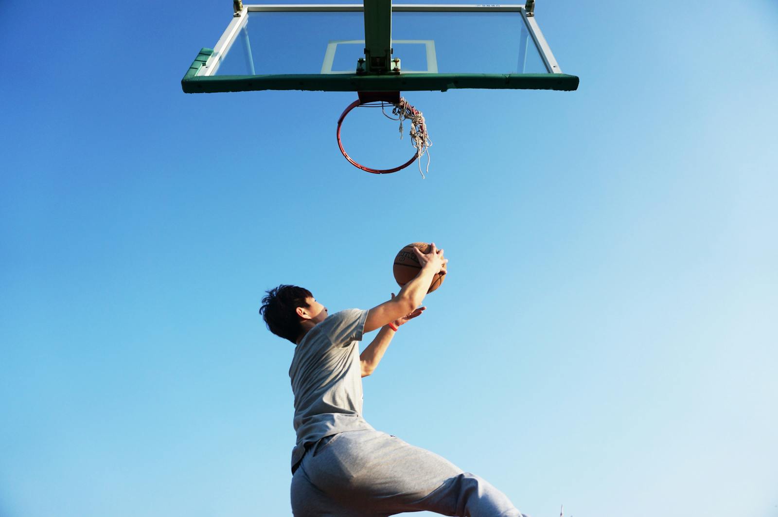 大运彩票 — 大乐透赛场扣篮瞬间